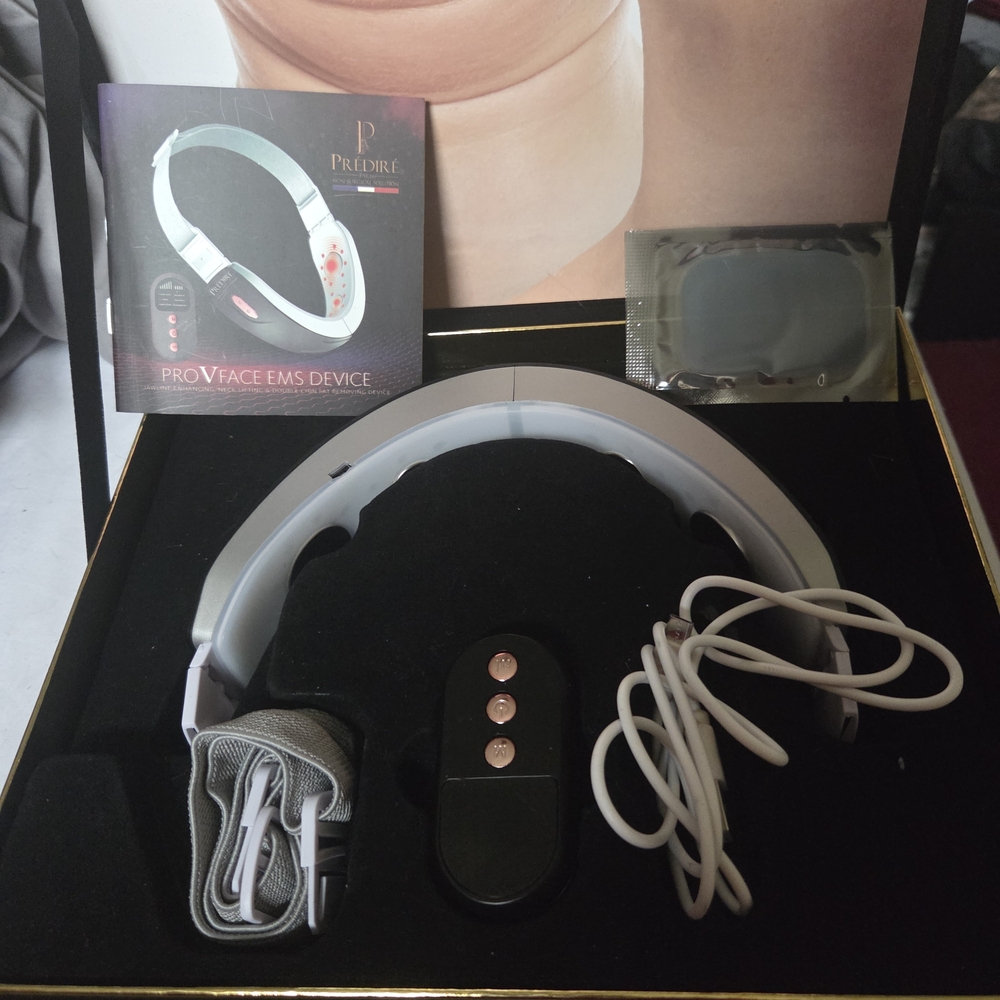 Neck Massager in White and Black